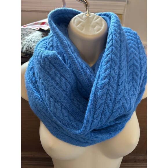 S.Oliver Infinity Scarf / Snood - Picture 1 of 8